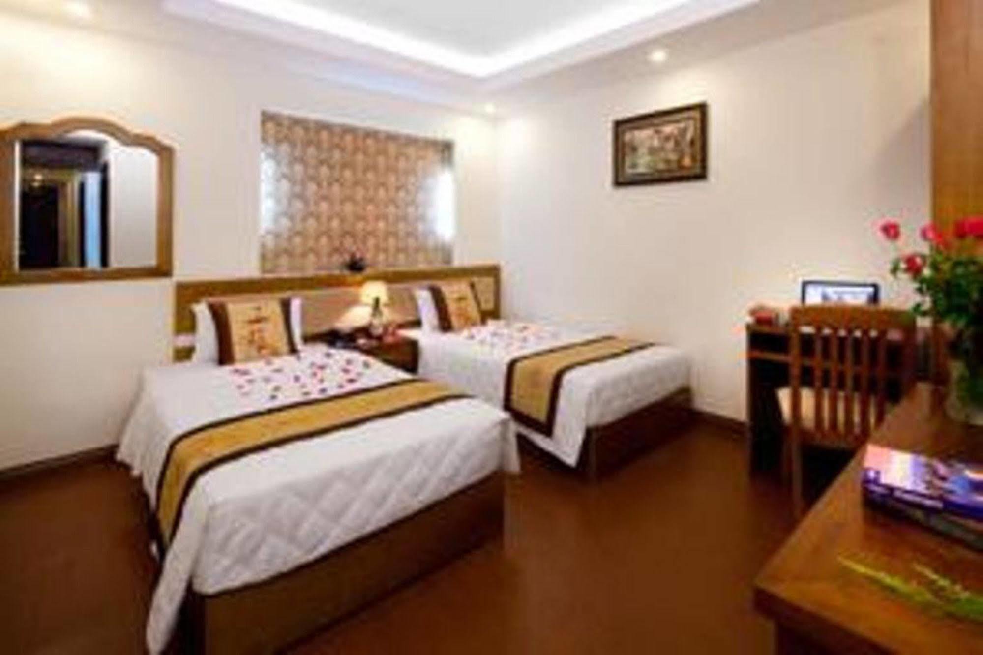 Lam Bao Long Hotel Hue Esterno foto