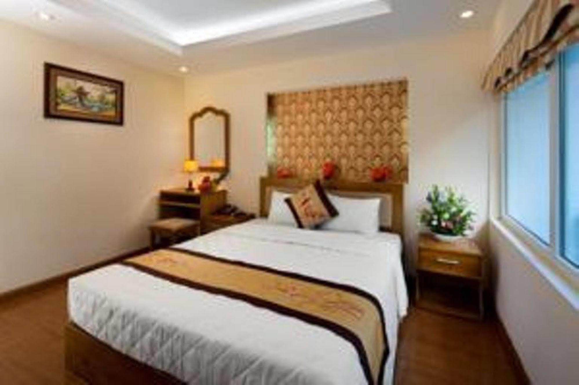Lam Bao Long Hotel Hue Esterno foto
