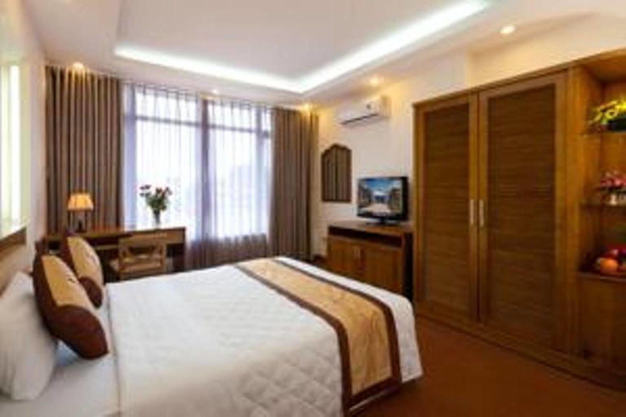 Lam Bao Long Hotel Hue Esterno foto