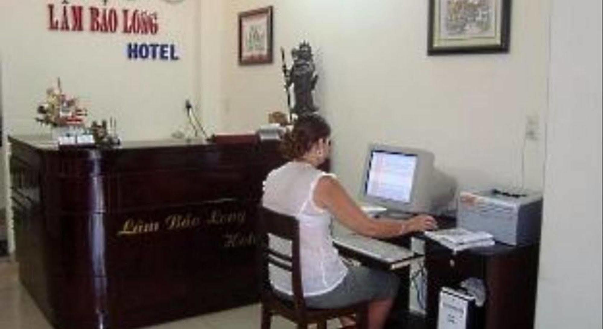 Lam Bao Long Hotel Hue Esterno foto